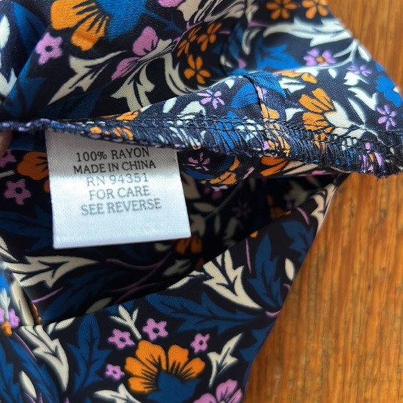 JOY JOY Blue OLIVIA Print Smocked Shorts, NWT - Picture 6 of 10